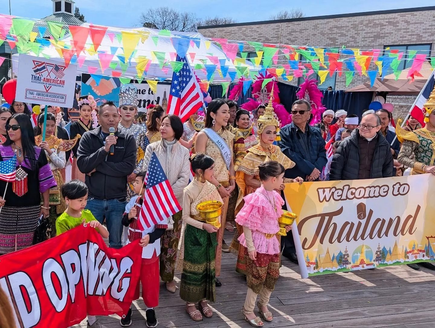A group of people from the Thai American community celebrating their cultural heritage